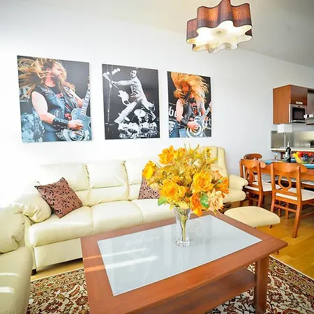 Luxury Rockefeller - Sea Towers Apartment Gdynia